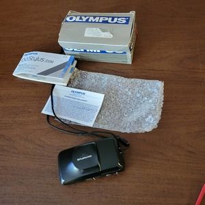 Olympus Stylus Infinity Zoom 35-70mm Black Point & Shoot Camera 35mm Film